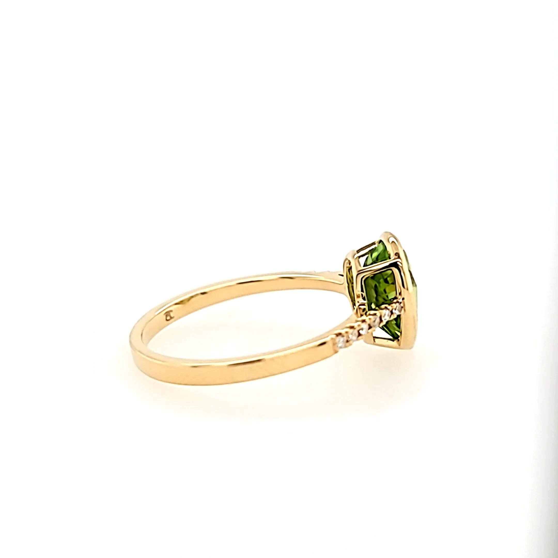 14k Yellow Gold Pear Peridot Ring (I8021)