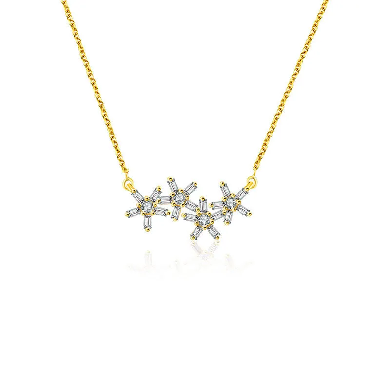18k Gold Flower Shape Diamond Necklace