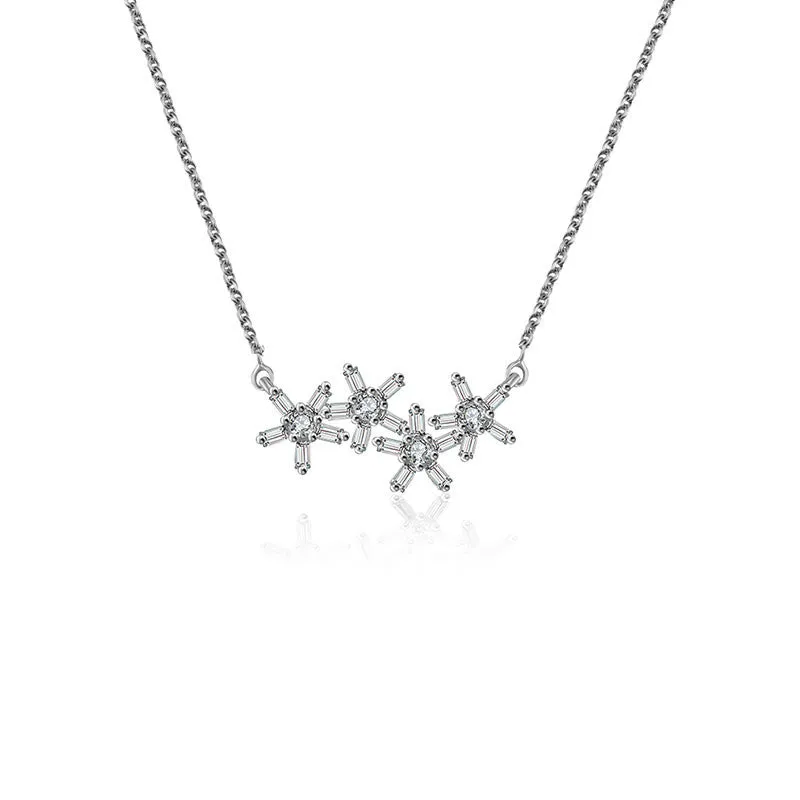 18k Gold Flower Shape Diamond Necklace