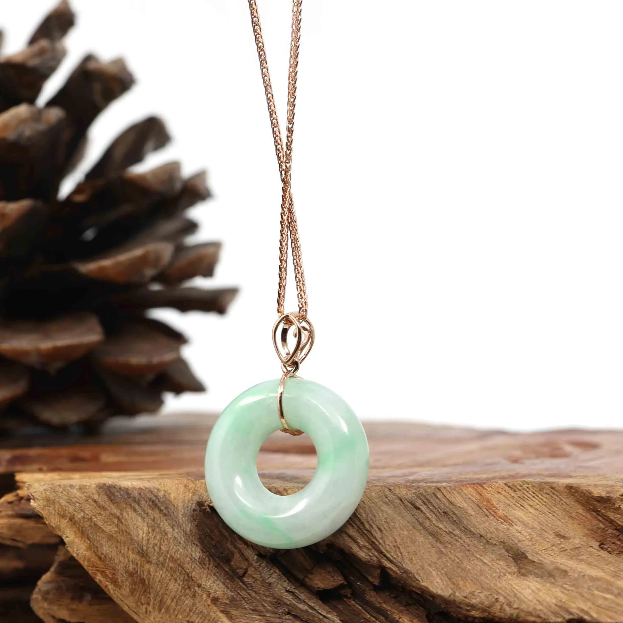 18k Rose Gold Genuine Burmese Jadeite Lucky Kou Kou Bird Pendant Necklace