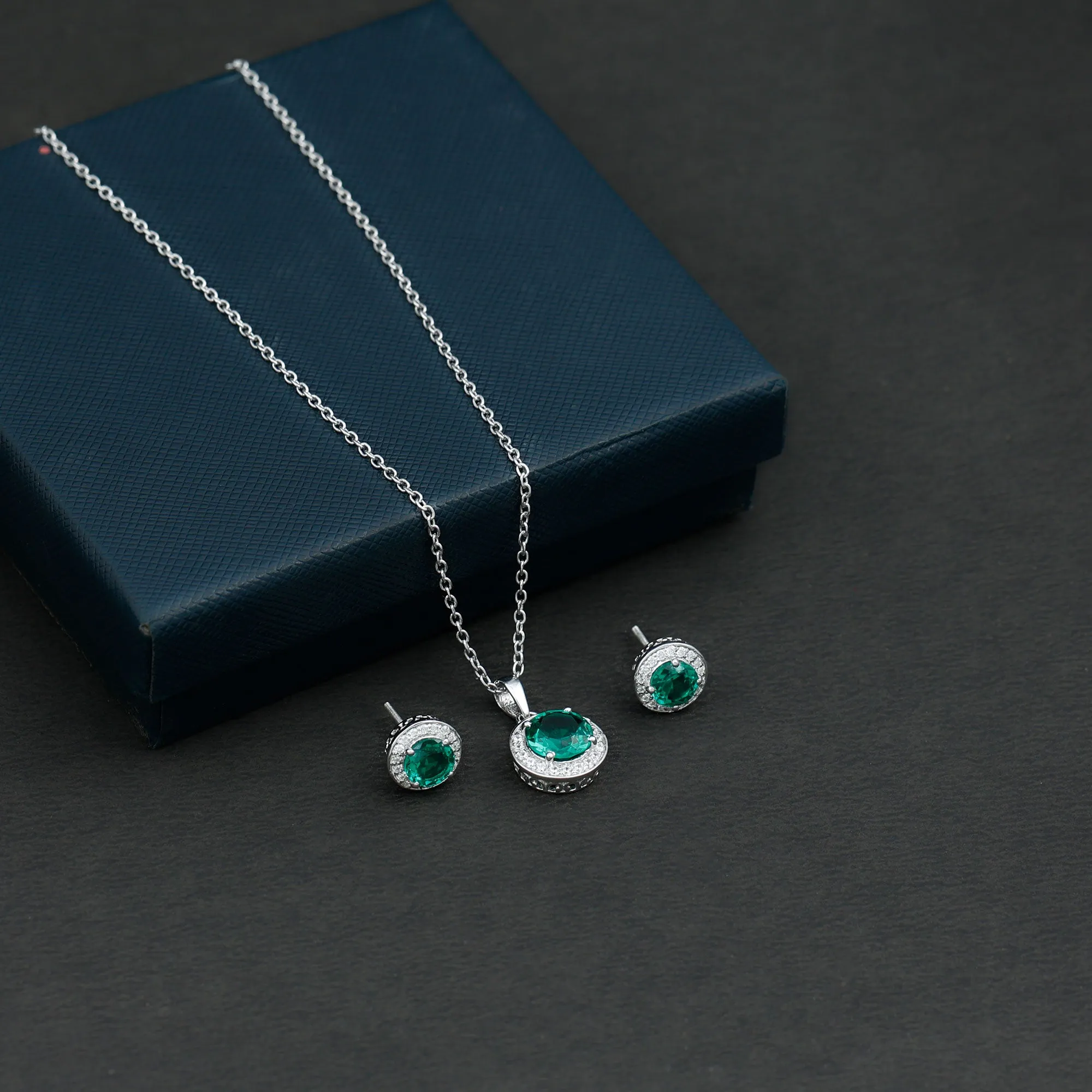4.75 CT Classic Created Emerald Silver Halo Jewelry Set with Zircon
