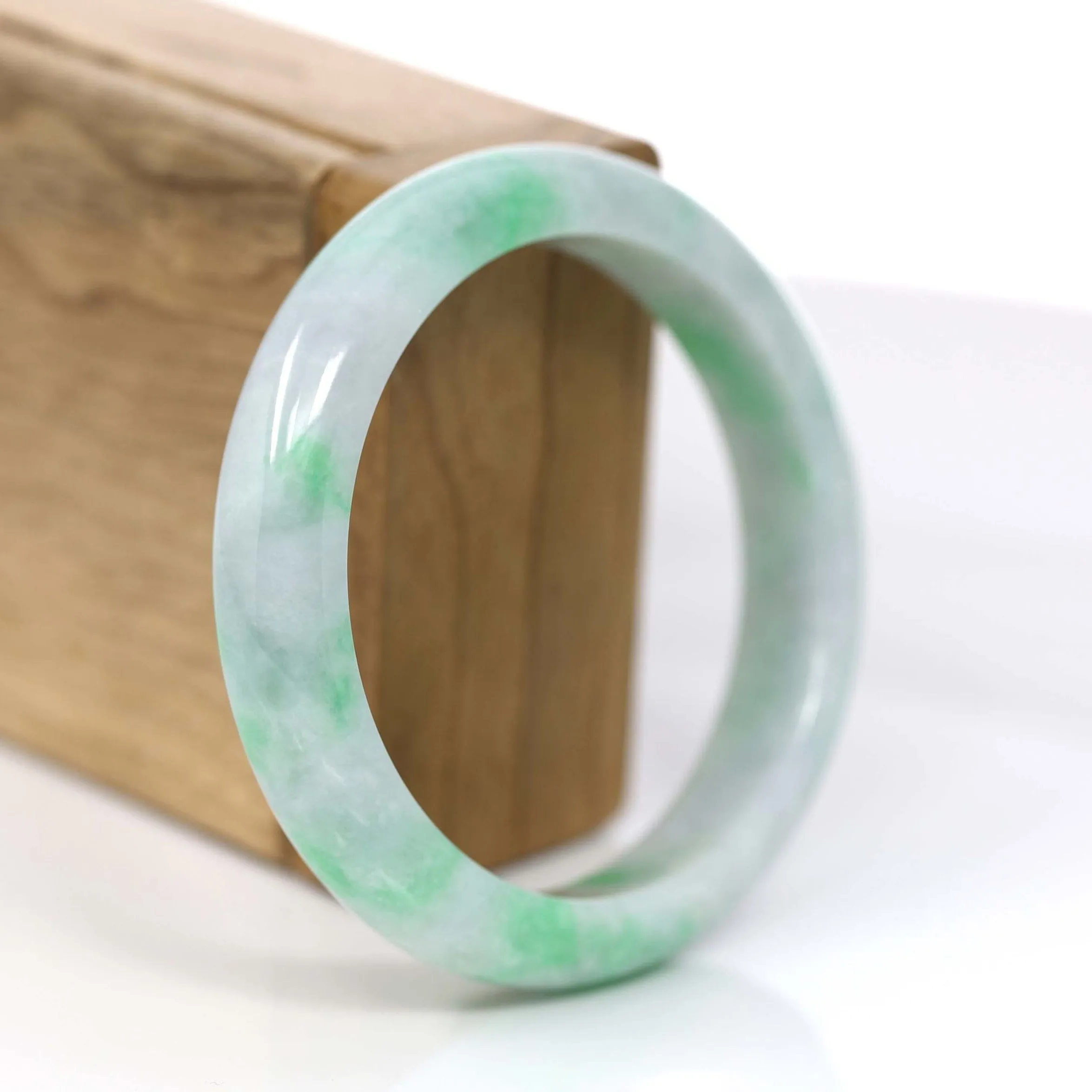 Baikalla™ "Classic Bangle" Genuine Jadeite Jade Lavender Green Bangle Bracelet (57mm) #379