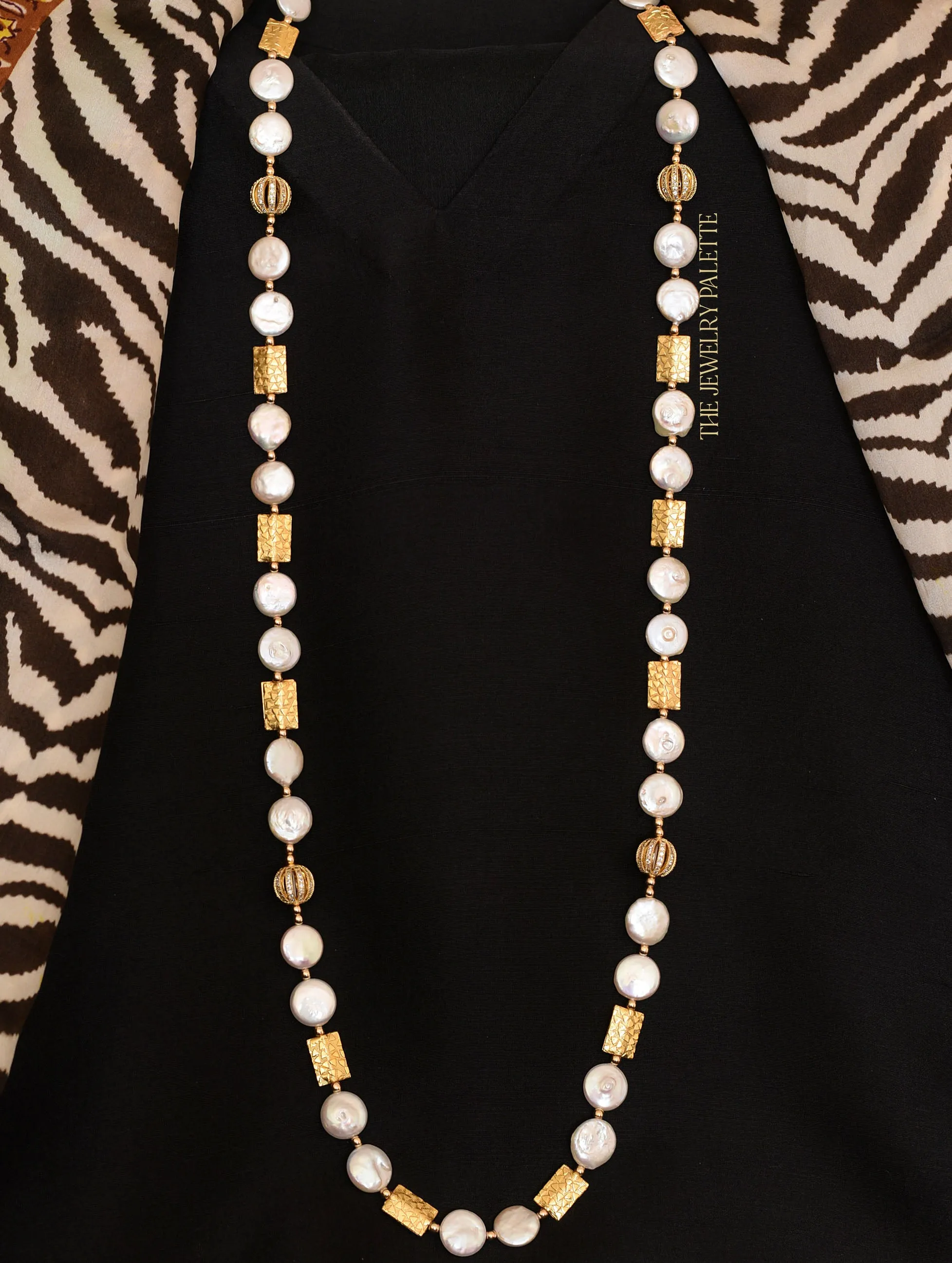 Genieva white coin pearl necklace with gold accents