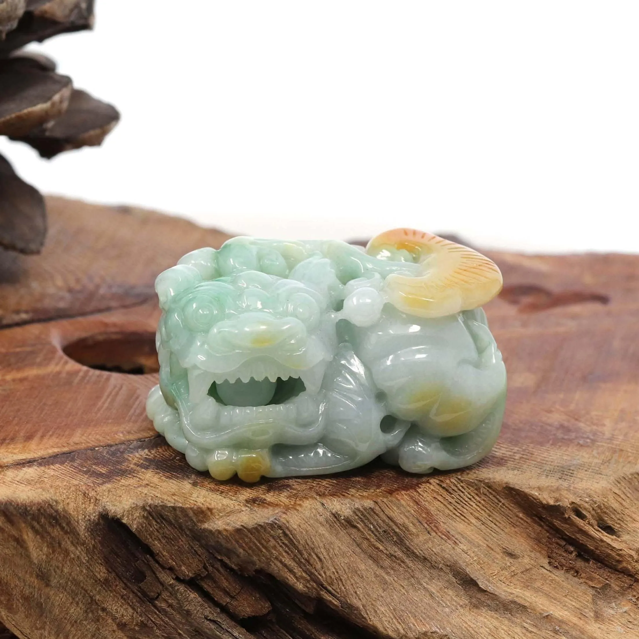 Genuine Burmese Yellow-Green Jadeite Jade PiXiu Pendant Necklace