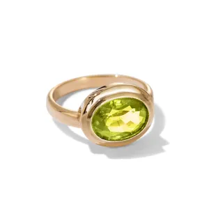 Greco Ring, Peridot, 9kt Yellow Gold