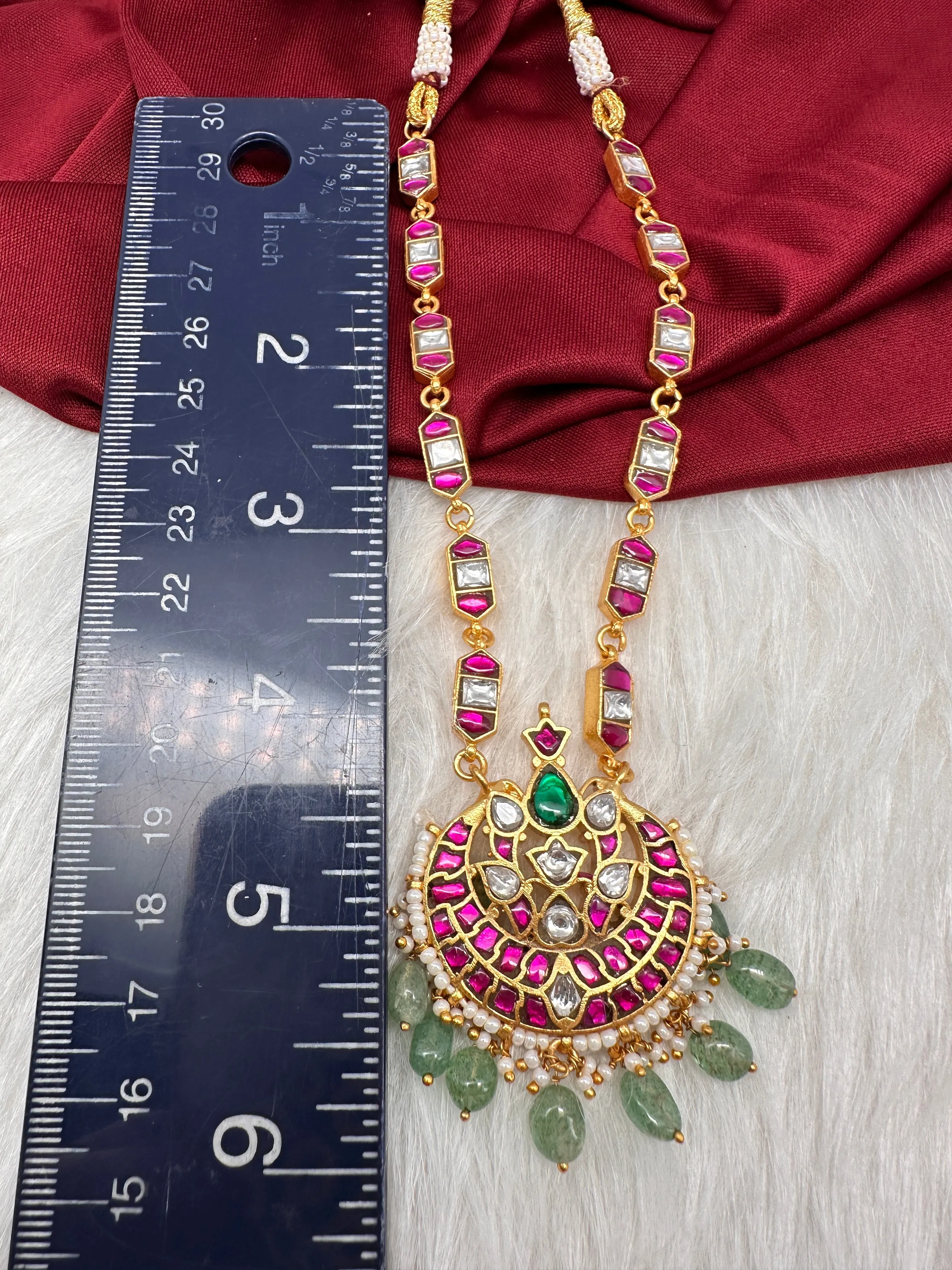 Jadau Kundan Emerald Beads Dainty Necklace