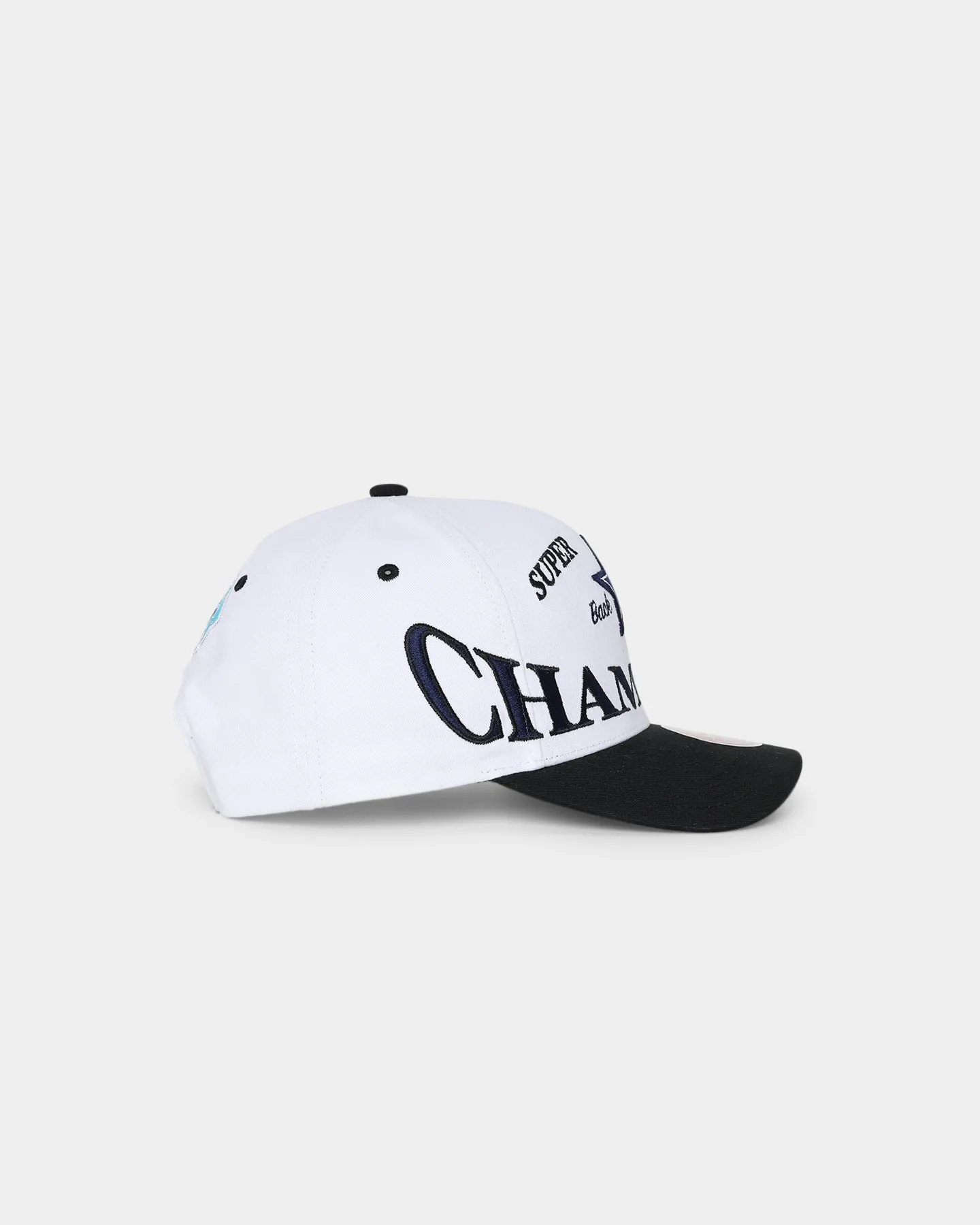Mitchell & Ness Dallas Cowboys Back-To-Back Super Bowl Champions 'Dallas Cowboys Champs' Pro Crown Snapback Vintage White