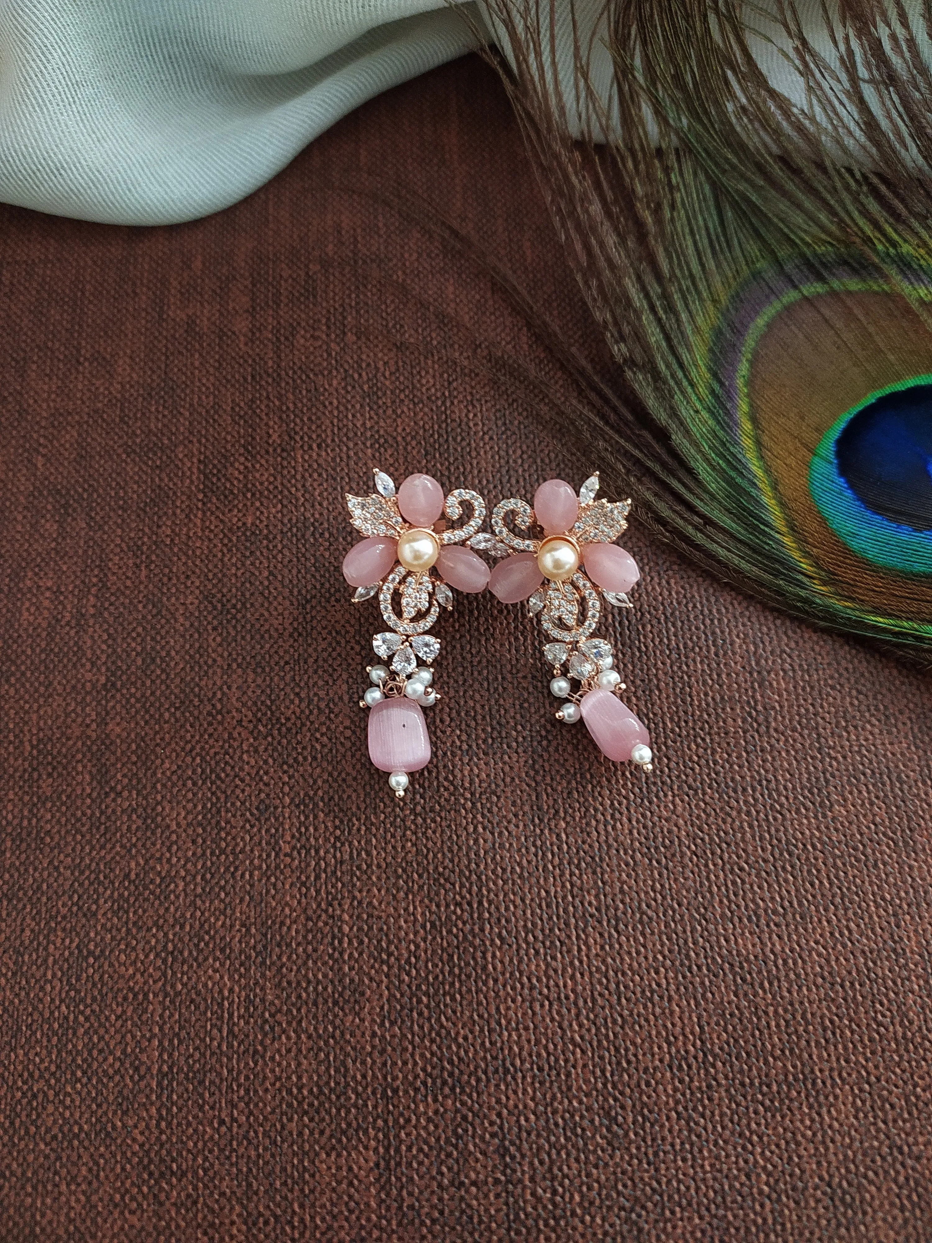 Pleasant Eye Catching Rose Gold Zircon Necklace Set