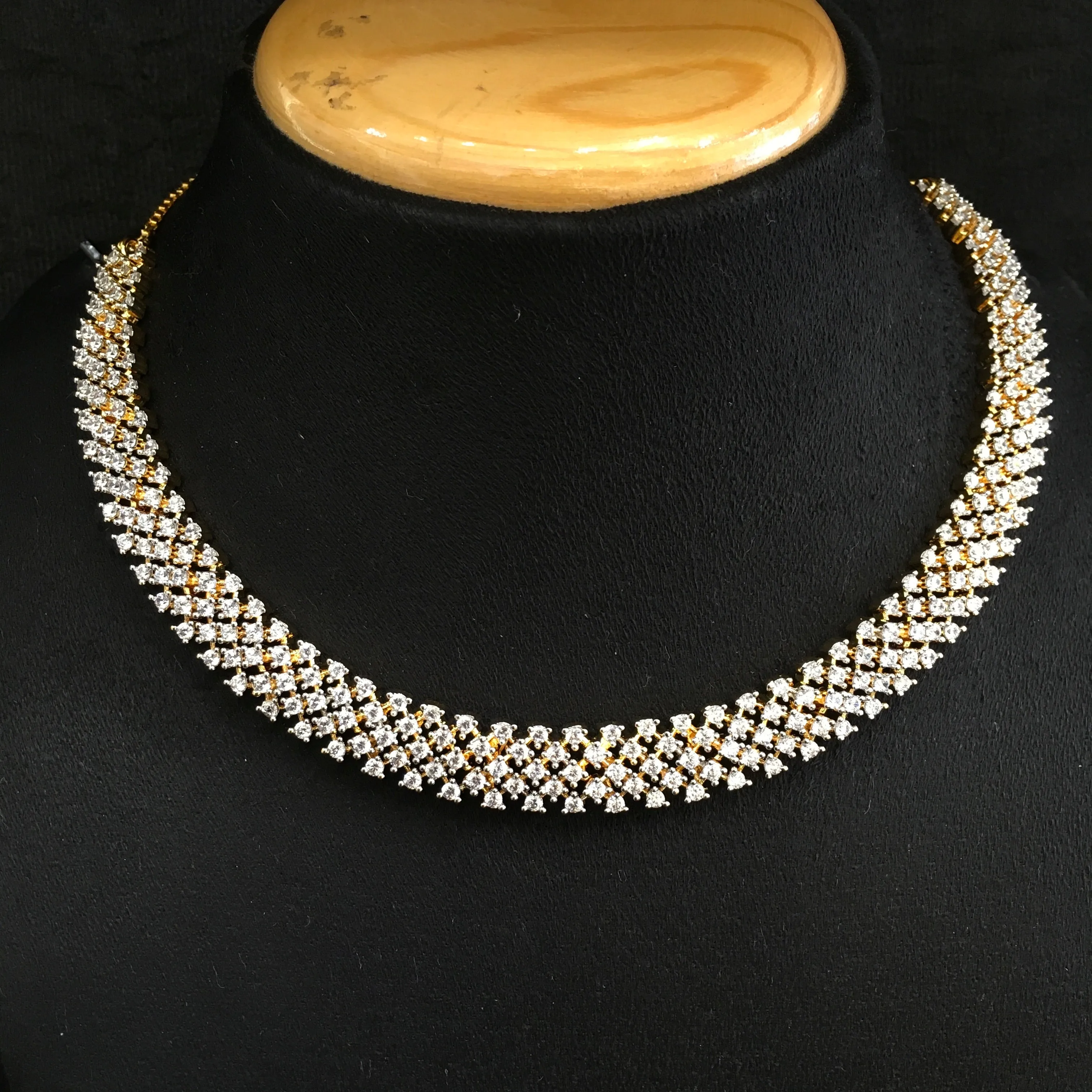 Round Neck Zircon/AD Necklace Set 6207-08