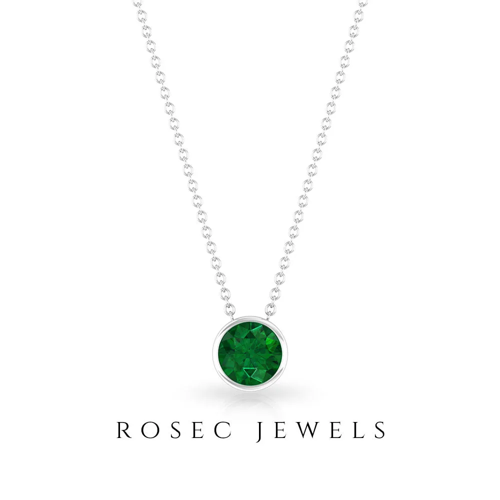 Round Shape Emerald Solitaire Necklace in Bezel Setting