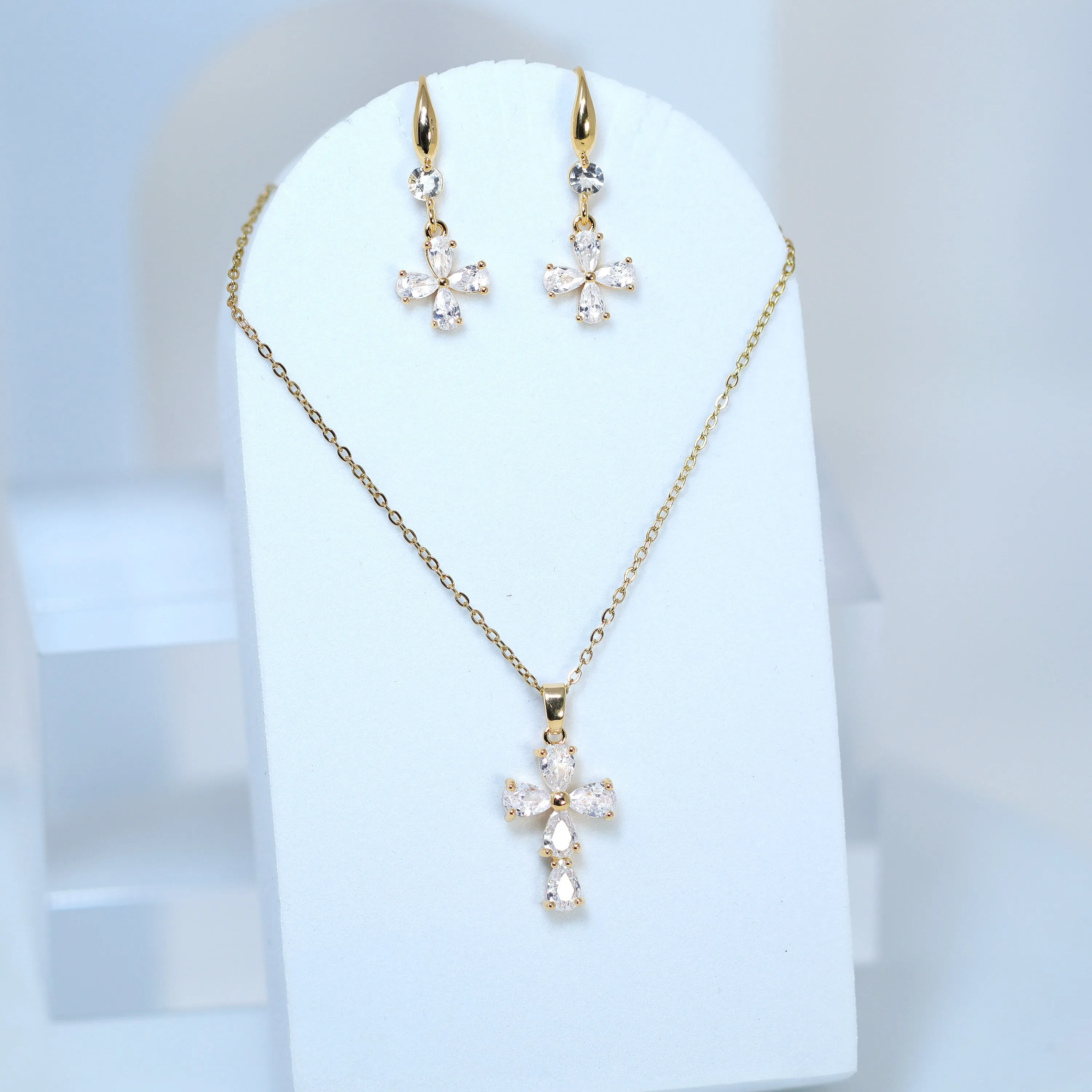 Swarovski Crystal Dainty Clover And Cross Drop Necklace , Bridal Jewelry, Bridal Earrings And Necklace, Statement Earrings Cz, Necklace Set