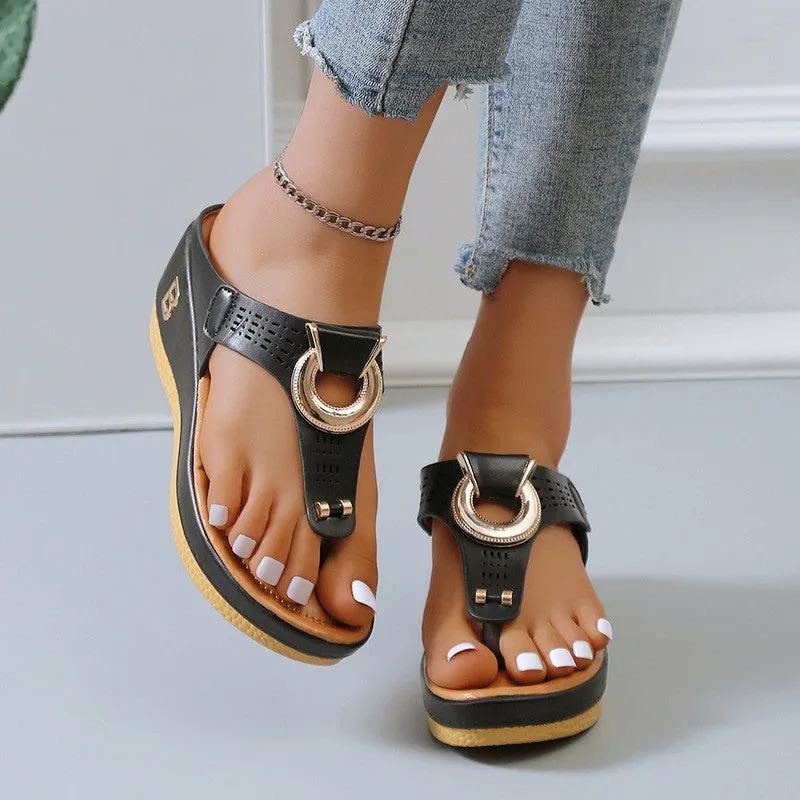 Thong Sandals with Ring Detail
