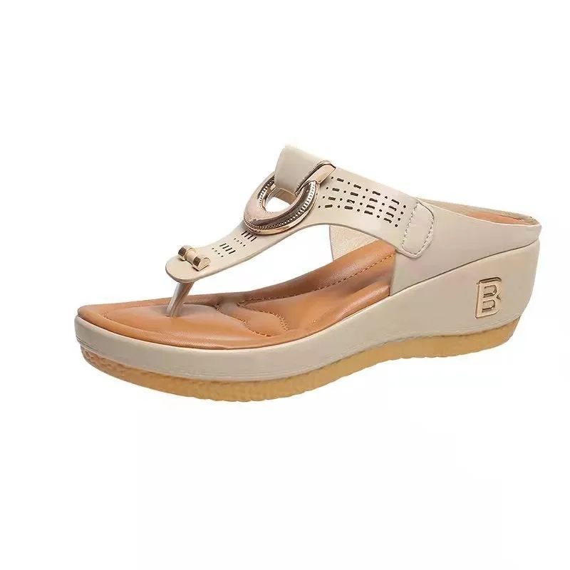 Thong Sandals with Ring Detail