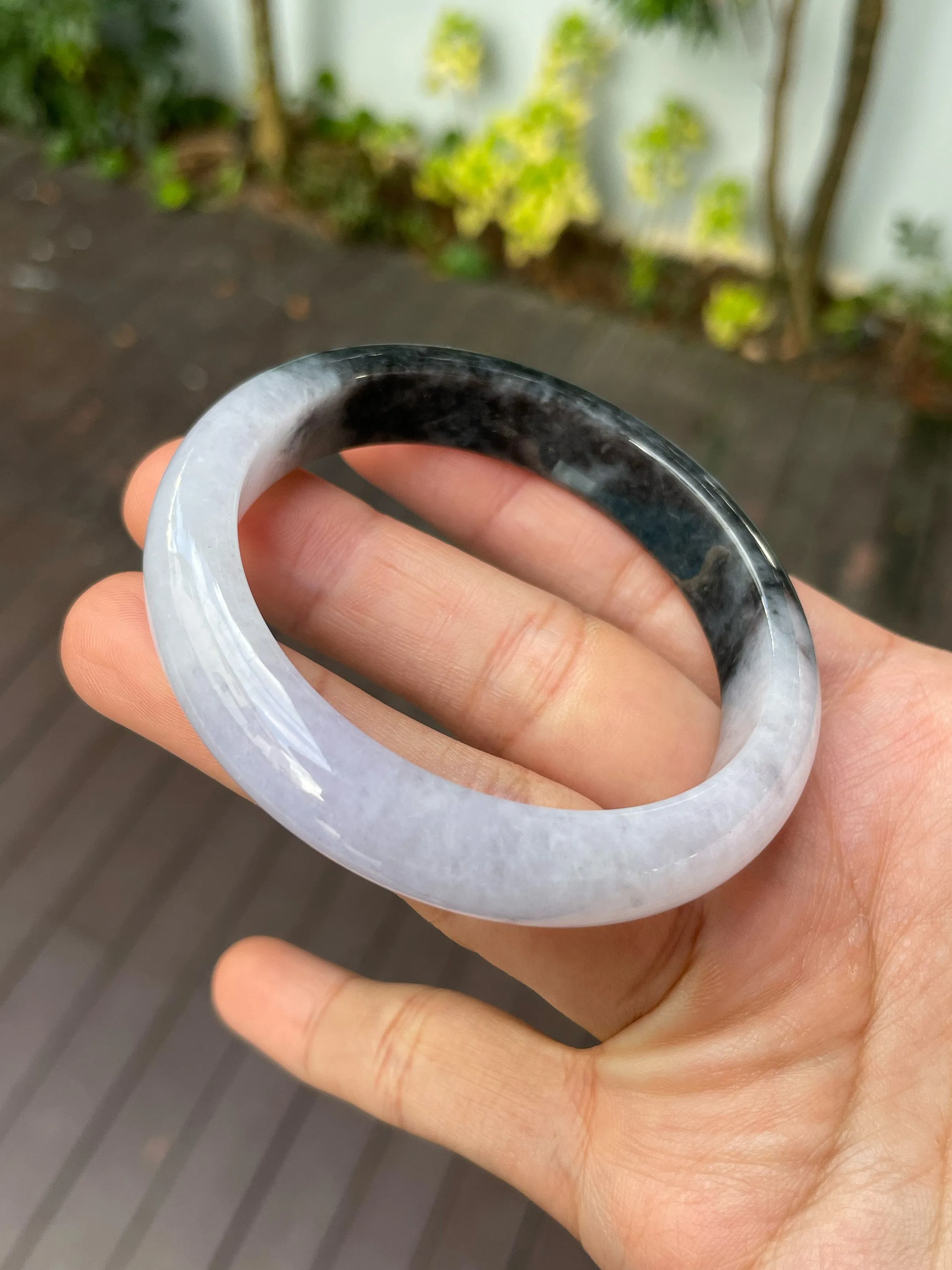White With Black Jade Bangle | 56mm (NJBA173)